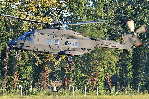 Hélicoptère NH90 NFH Esercito