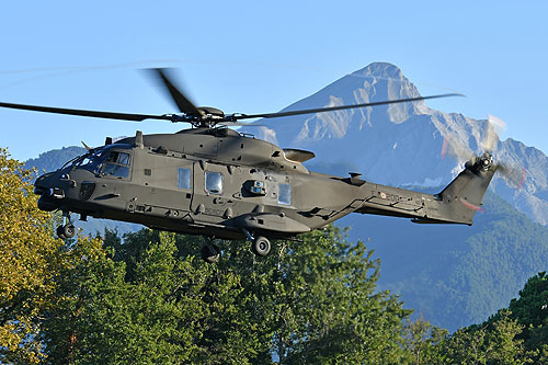 Hélicoptère NH90 NFH Esercito