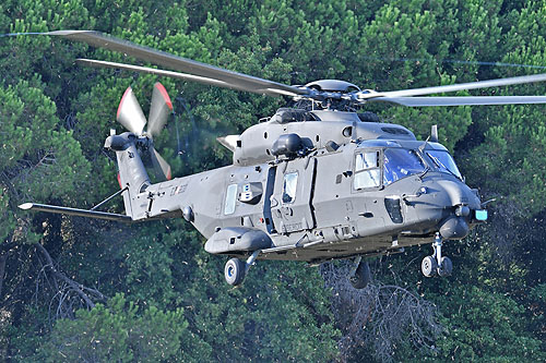 Hélicoptère NH90 NFH Esercito