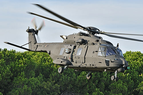 Hélicoptère NH90 NFH Esercito