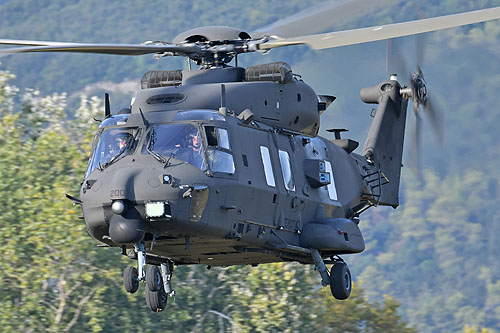 Hélicoptère NH90 NFH Esercito