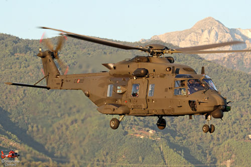 Hélicoptère NH90 NFH Esercito