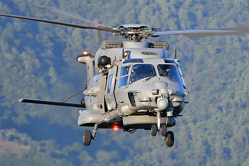 Hélicoptère NH90 NFH Marina Militare