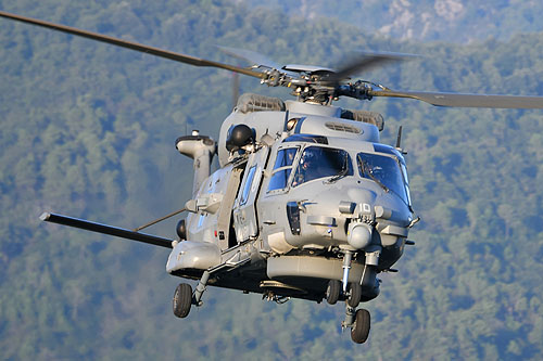 Hélicoptère NH90 NFH Marina Militare