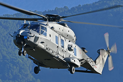 Hélicoptère NH90 TTH Marina Militare