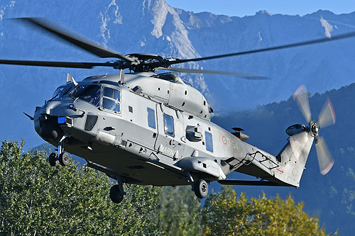 Hélicoptère NH90 TTH Marina Militare