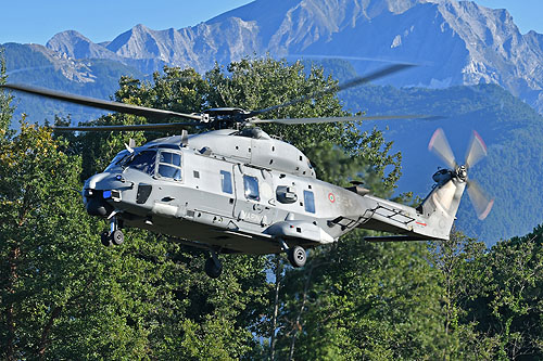 Hélicoptère NH90 TTH Marina Militare