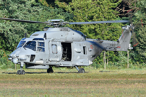 Hélicoptère NH90 NFH Marina Militare