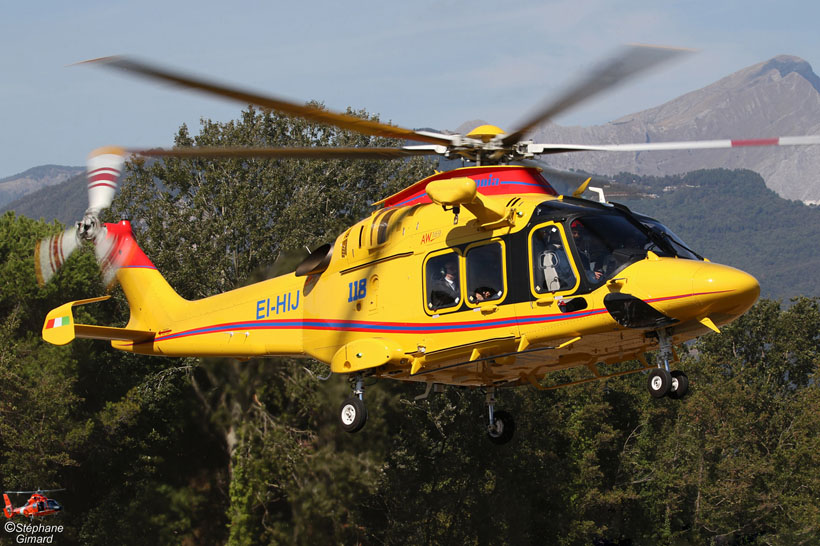 Hélicoptère de secours AW169 EI-HIJ Alidaunia