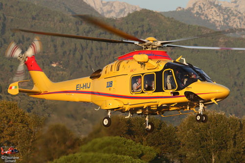 Hélicoptère de secours AW169 EI-HIJ Alidaunia