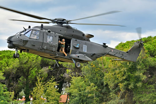 Hélicoptère NH90 TTH Esercito