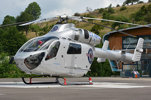 Hélicoptère MD902 LX-HPG LUXEMBOURG AIR RESCUE, Hôpital d'Ettelbruck, Luxembourg