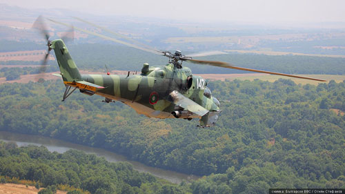 Hélicoptère d'attaque MI24 Hind Bulgarie