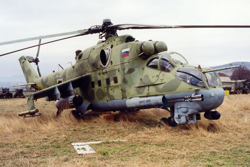 Hélicoptère MI24 Hind F de l'Armée russe au Kosovo