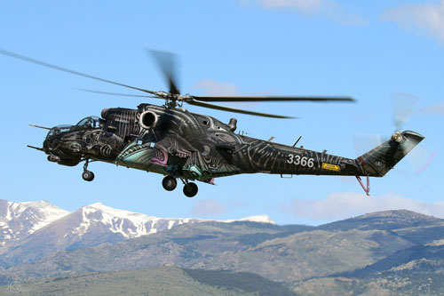 Hélicoptère MI24 Hind D 3366 tchèque, camouflage spécial Alien