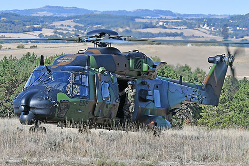 Hélicoptère NH90 de l'Armée de Terre française (ALAT)