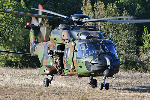 Hélicoptère NH90 de l'Armée de Terre française (ALAT)