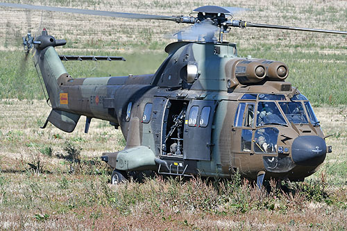 Hélicoptère AS332 SuperPuma de l'Armée de Terre espagnole (FAMET)