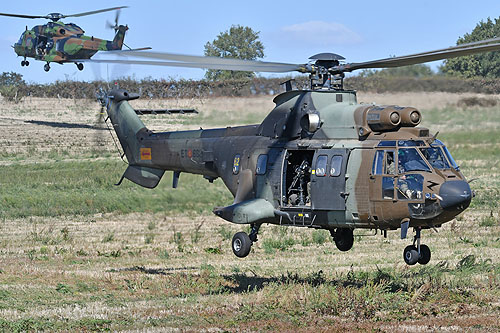 Hélicoptère AS332 SuperPuma de l'Armée de Terre espagnole (FAMET)