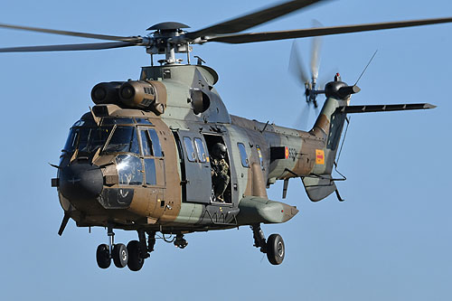 Hélicoptère AS332 SuperPuma de l'Armée de Terre espagnole (FAMET)