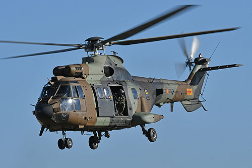 Hélicoptère AS332 SuperPuma de l'Armée de Terre espagnole (FAMET)