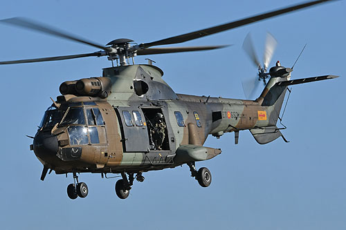 Hélicoptère AS332 SuperPuma de l'Armée de Terre espagnole (FAMET)