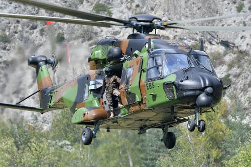 Hélicoptère NH90 Caïman TTH ALAT Armée de Terre France