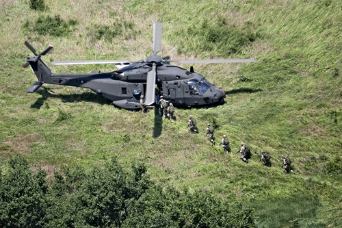 Hélicoptère NH90 TTH Esercito