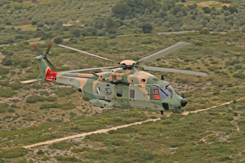 Hélicoptère N90 TTH Oman