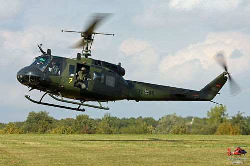 Hélicoptère UH1D