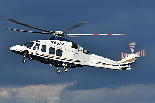 Hélicoptère Leonardo AW139 N66CP