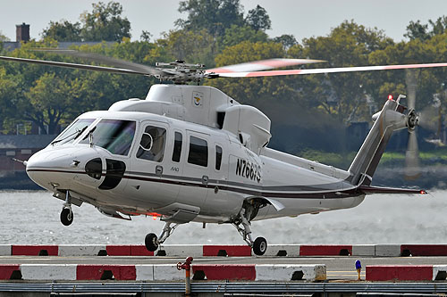 Hélicoptère Sikorsky S76 N7667S 