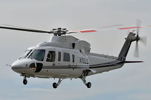 Hélicoptère Sikorsky S76 N7667S 