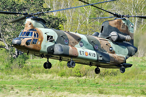 Hélicoptère de transport lourd CH47 Chinook de l'Armée de Terre espagnole (FAMET)