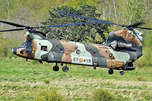 Hélicoptère de transport lourd CH47 Chinook de l'Armée de Terre espagnole (FAMET)