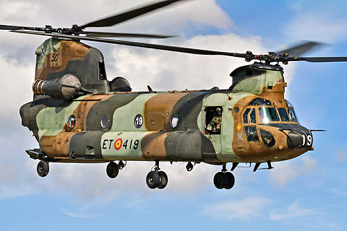 Hélicoptère de transport lourd CH47 Chinook de l'Armée de Terre espagnole (FAMET)