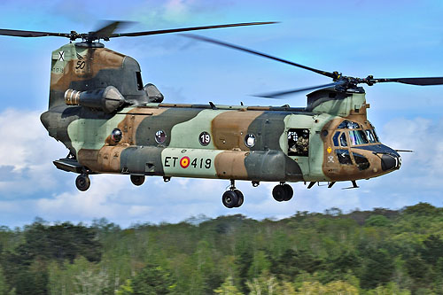 Hélicoptère de transport lourd CH47 Chinook de l'Armée de Terre espagnole (FAMET)