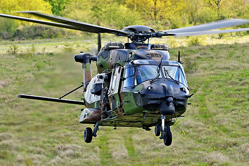 Hélicoptère NH90 de l'Armée de Terre française (ALAT)