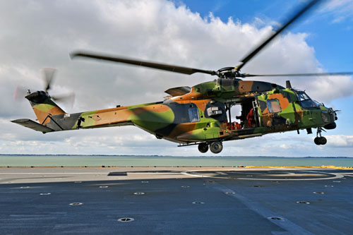 Décollage de l'hélicoptère NH90 EAV