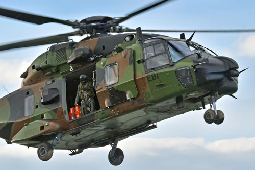 Appontage de l'hélicoptère NH90 EBI