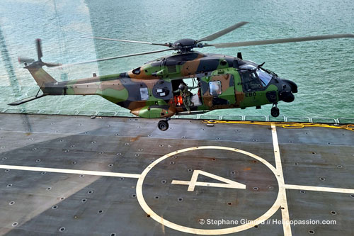 Posé de l'hélicoptère NH90 EBO