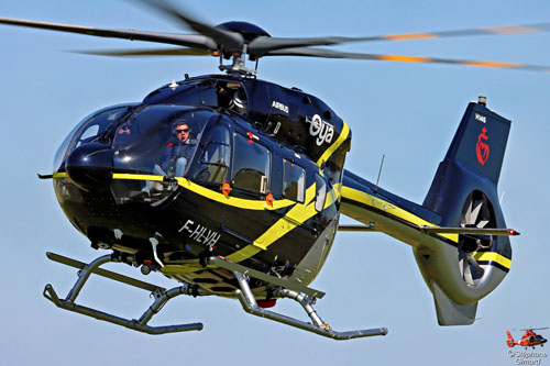 Hélicoptère H145 D3 F-HLVH d'OYA Vendée Hélicoptères