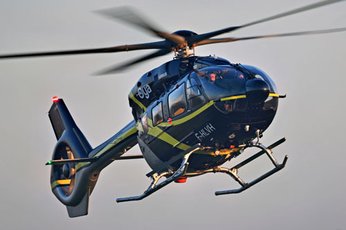 Hélicoptère H145 D3 F-HLVH d'OYA Vendée Hélicoptères