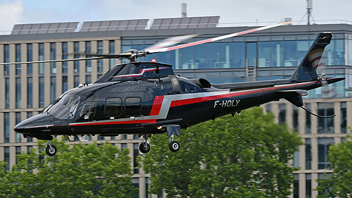 Hélicoptère AW109 F-HOLY