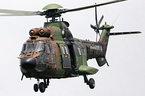 Hélicoptère AS532 Cougar ALAT