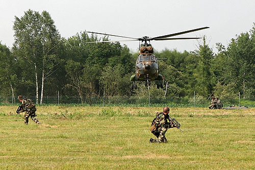 Hélicoptère SA330 Puma de l'ALAT