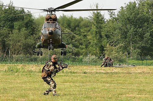 Hélicoptère SA330 Puma de l'ALAT