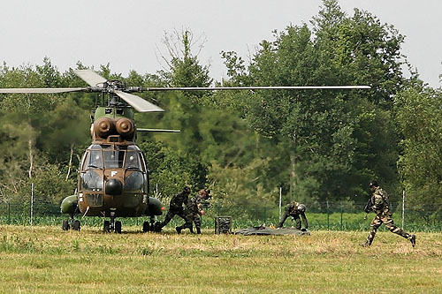 Hélicoptère SA330 Puma de l'ALAT