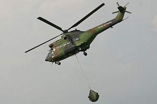 Hélicoptère SA330 Puma de l'ALAT