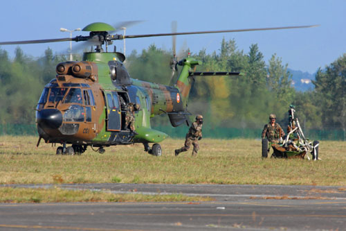 Raid d'artillerie par hélicoptères